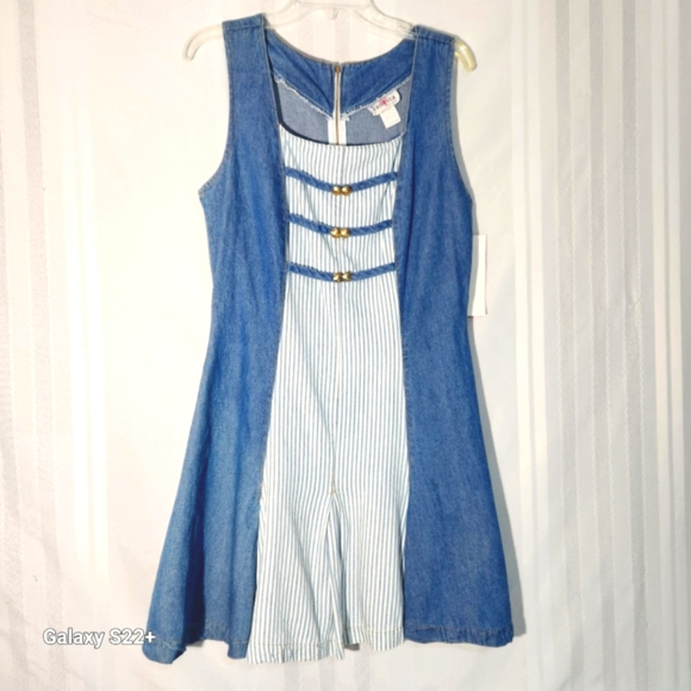 NWT VINTAGE  VANESSA BY LIRA  BLUE JEAN   SIZE LARGE
